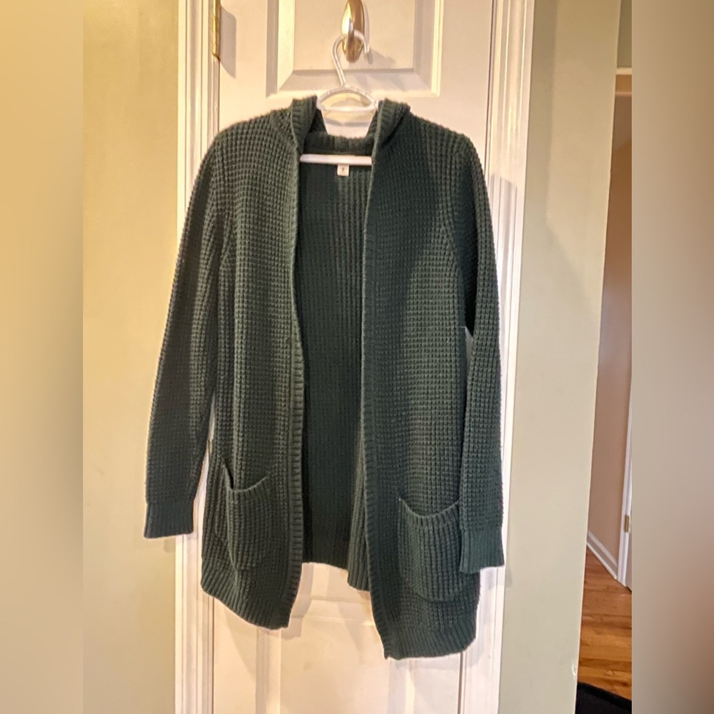 L.L Bean Women's Green Hooded Sweater M b3